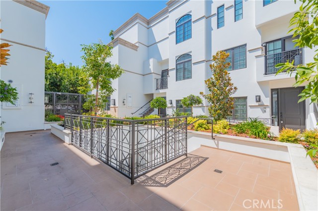 MLS #WS25184128 image #23