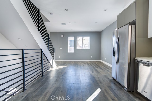 MLS #WS25184930 image #11