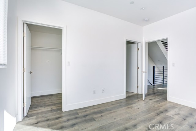 MLS #WS25184930 image #20