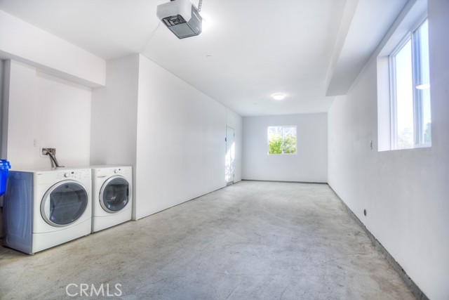 MLS #WS25184930 image #40