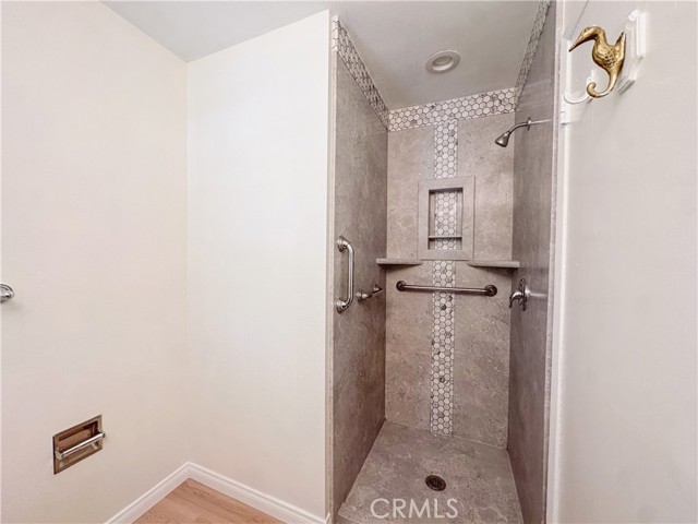 MLS #WS25186052 image #14