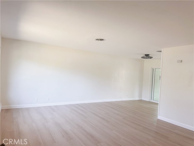 MLS #WS25186052 image #4