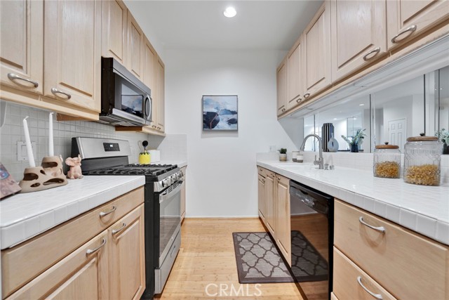 MLS #WS25187033 image #13