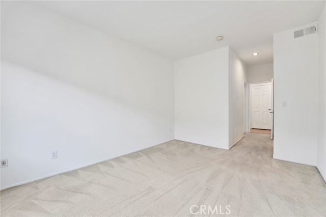 MLS #WS25187033 image #23