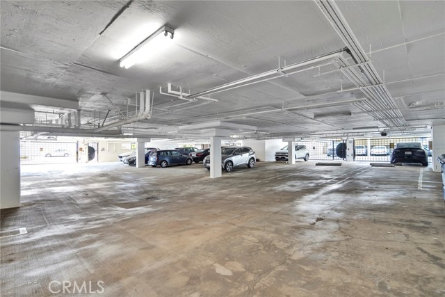 MLS #WS25187033 image #33
