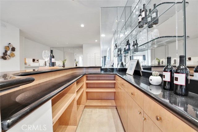 MLS #WS25187033 image #7