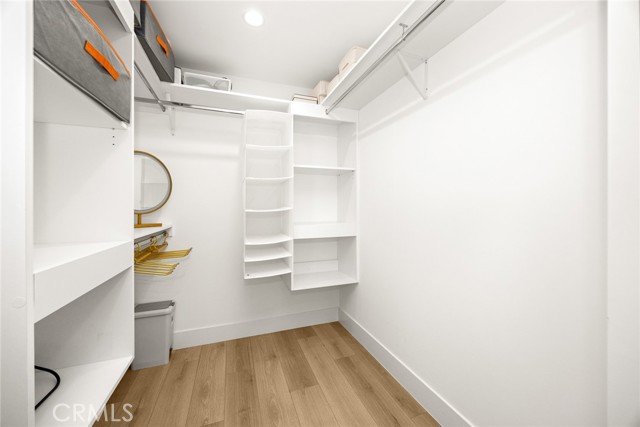 MLS #WS25187553 image #17