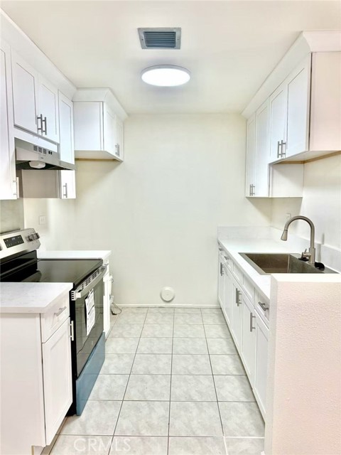 MLS #WS25188735 image #12