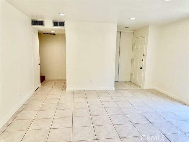 MLS #WS25188735 image #13