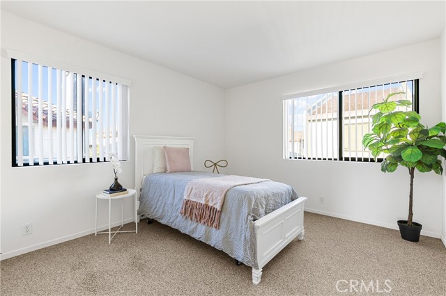 MLS #WS25189246 image #24