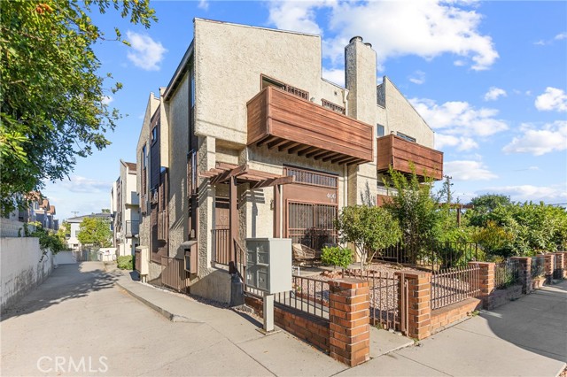 MLS #WS25189246 image #25