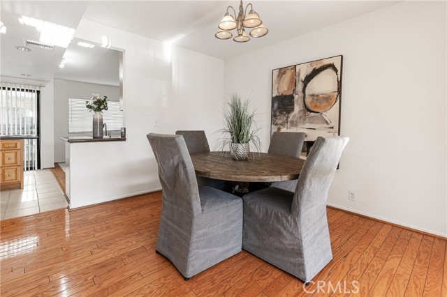 MLS #WS25189246 image #5