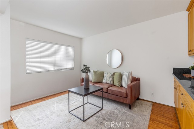 MLS #WS25189246 image #7