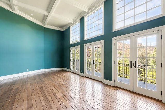 MLS #WS25190070 image #6