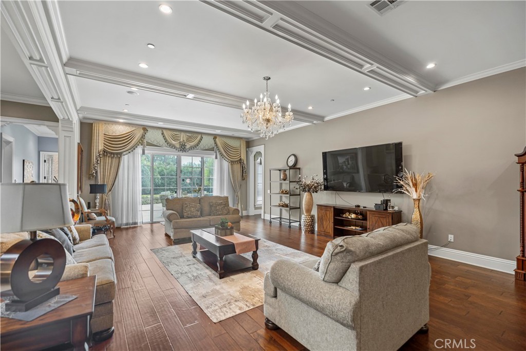 MLS #WS25190973 image #24