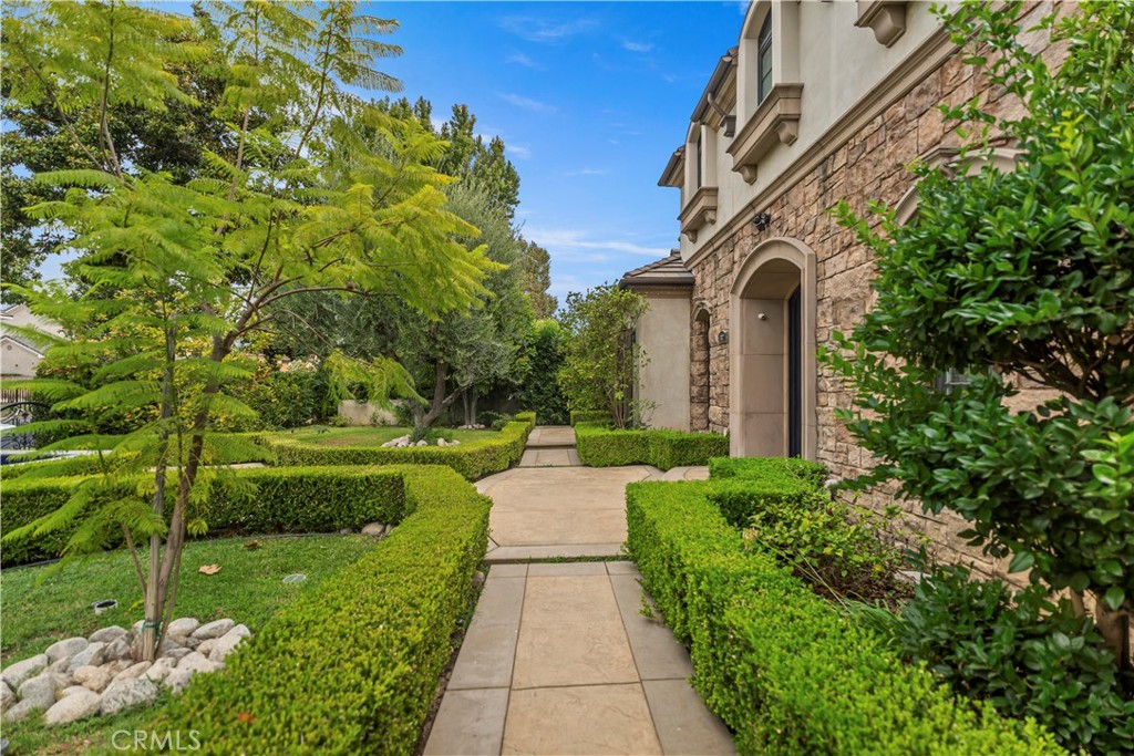 MLS #WS25190973 image #3