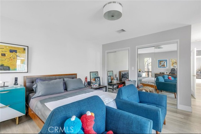 MLS #WS25192117 image #15