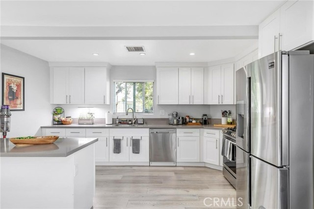 MLS #WS25192117 image #5