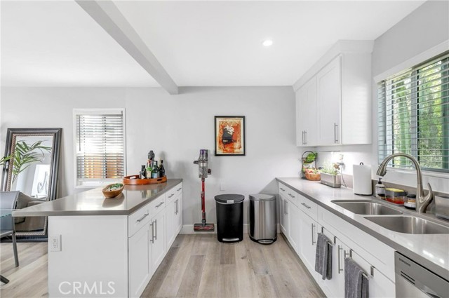 MLS #WS25192117 image #6