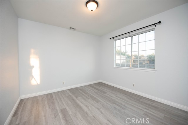 MLS #WS25196054 image #11