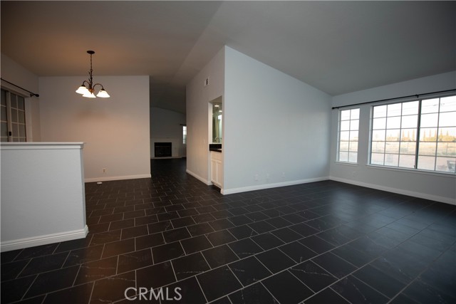 MLS #WS25196054 image #16