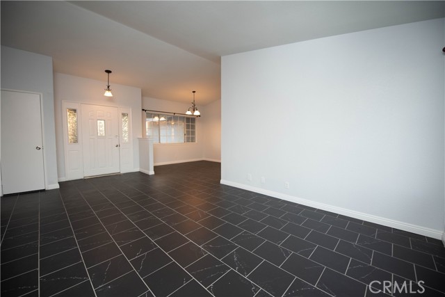 MLS #WS25196054 image #17