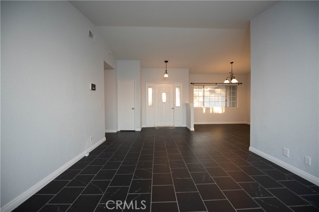 MLS #WS25196054 image #6