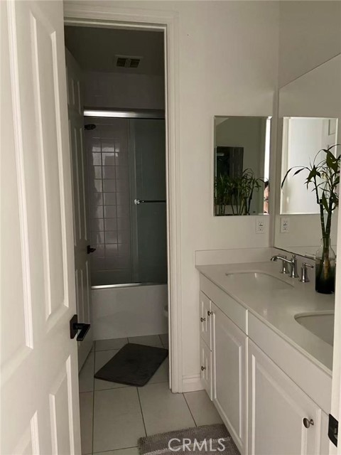 MLS #WS25197567 image #4