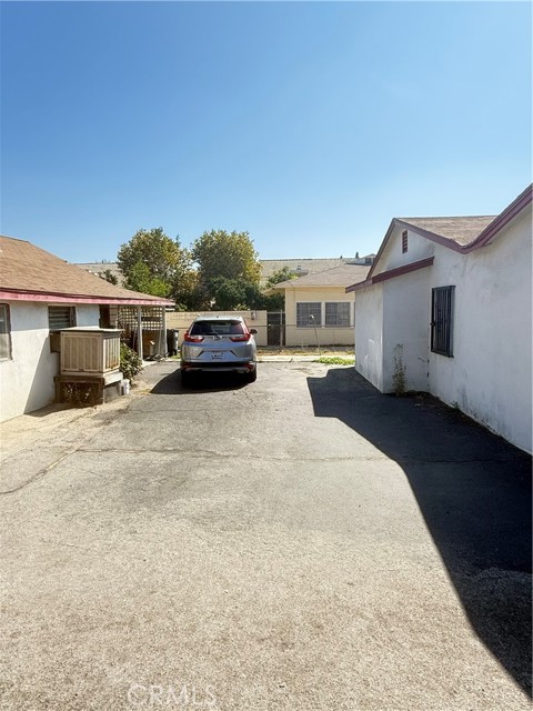 MLS #WS25197689 image #4