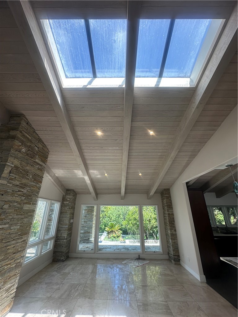 MLS #WS25197866 image #5