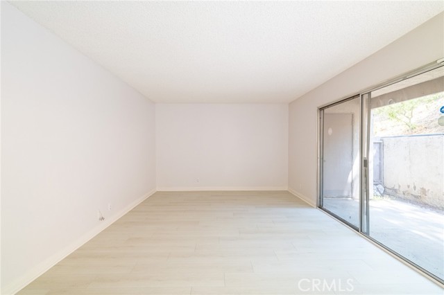 MLS #WS25198490 image #11