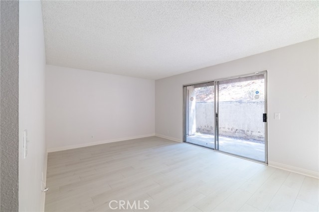 MLS #WS25198490 image #17