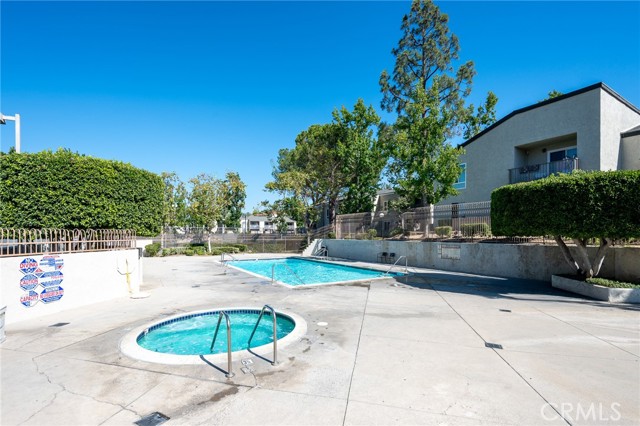 MLS #WS25198490 image #2