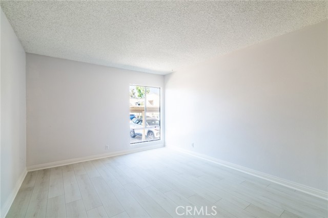 MLS #WS25198490 image #22