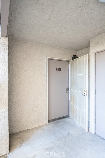 MLS #WS25198490 image #5