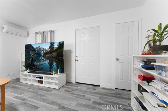 MLS #WS25198727 image #6