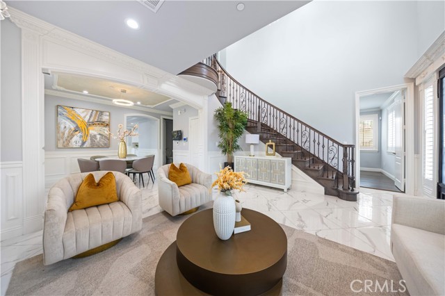 MLS #WS25198946 image #3