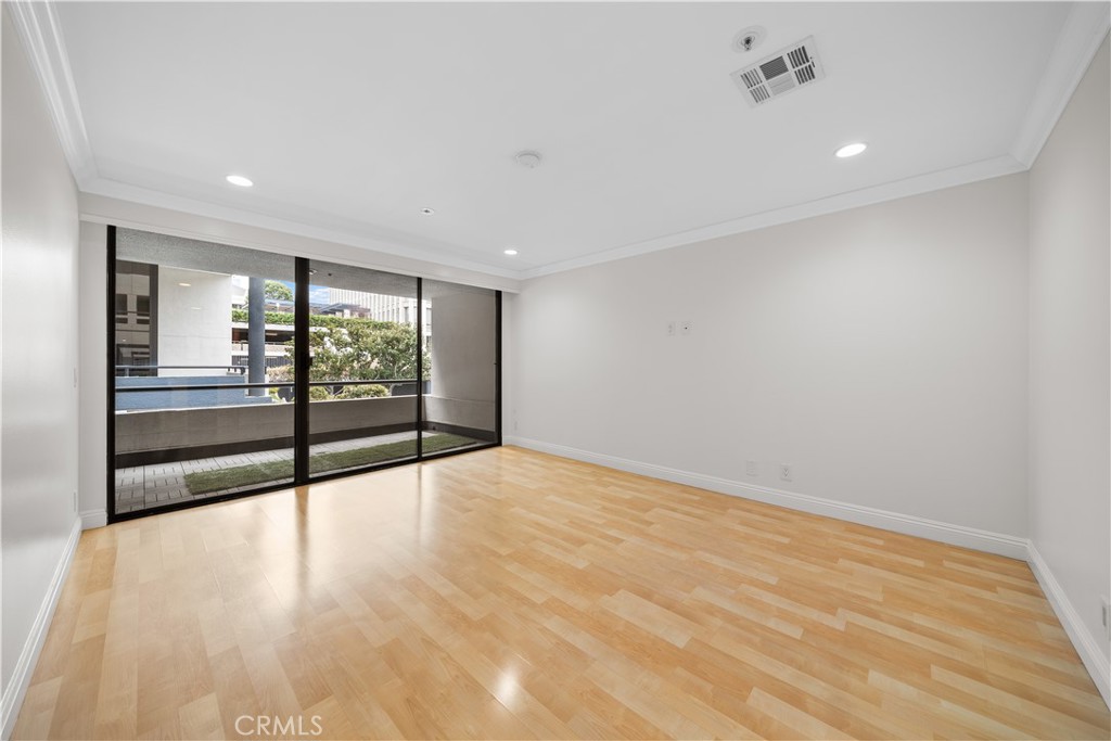 MLS #WS25199016 image #14