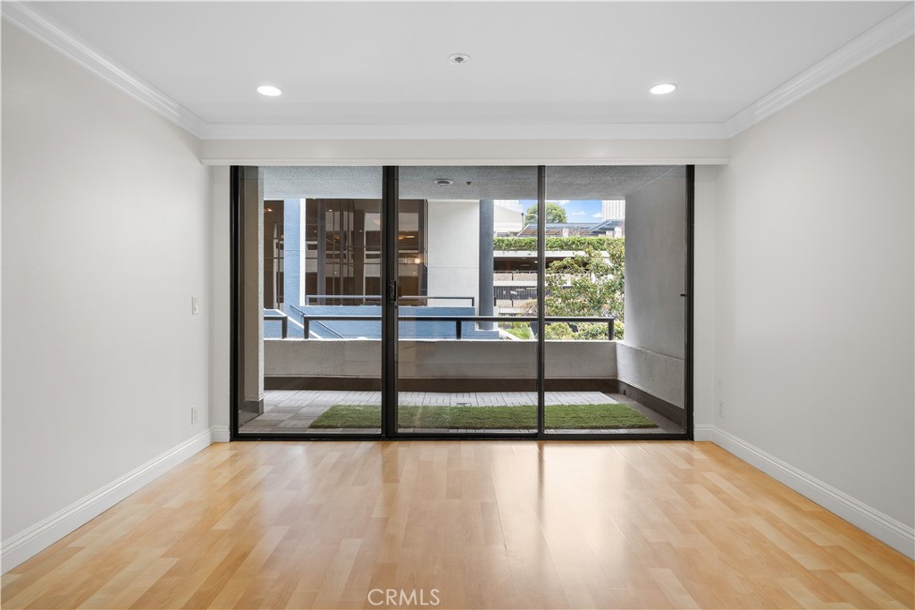 MLS #WS25199016 image #15