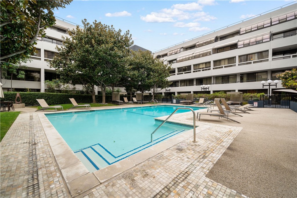 MLS #WS25199016 image #25