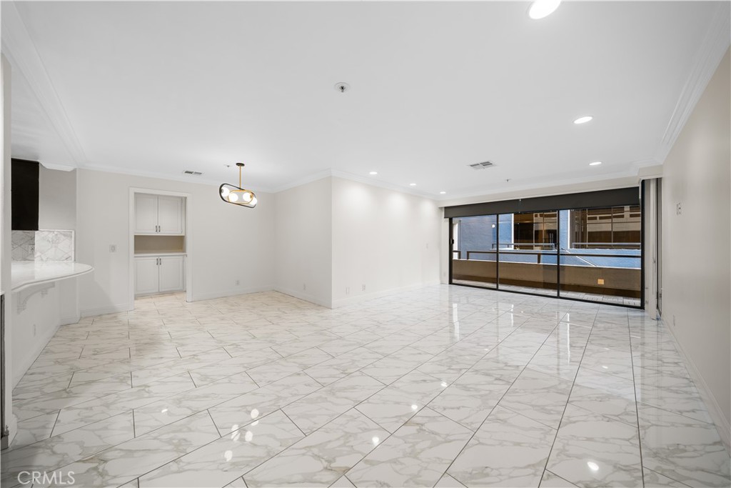 MLS #WS25199016 image #7