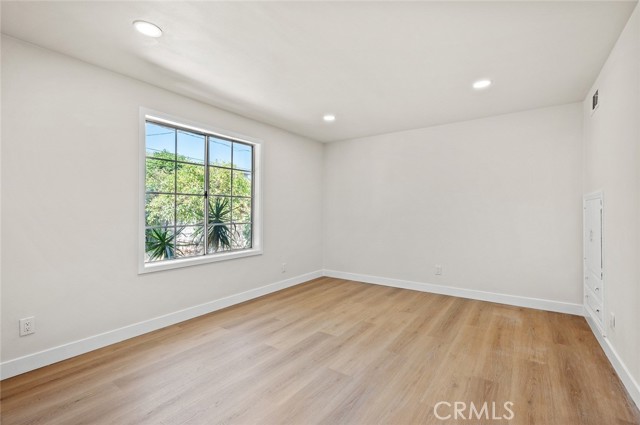 MLS #WS25199709 image #23