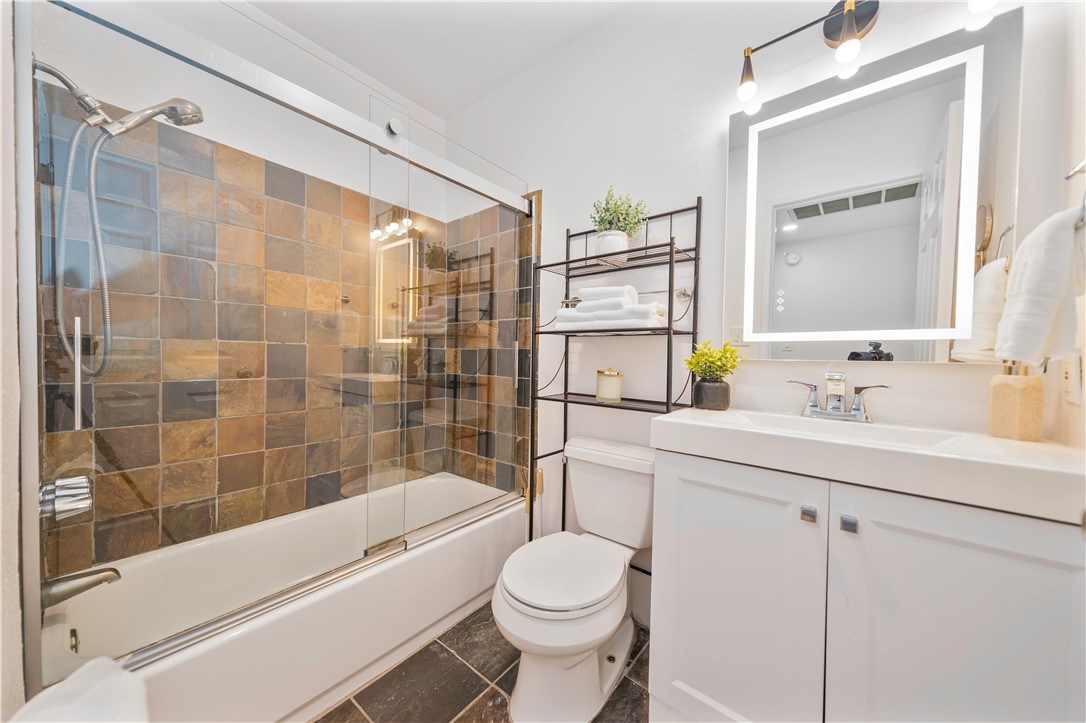 MLS #WS25201086 image #14