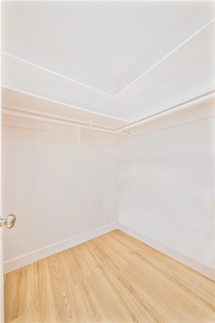 MLS #WS25201086 image #20