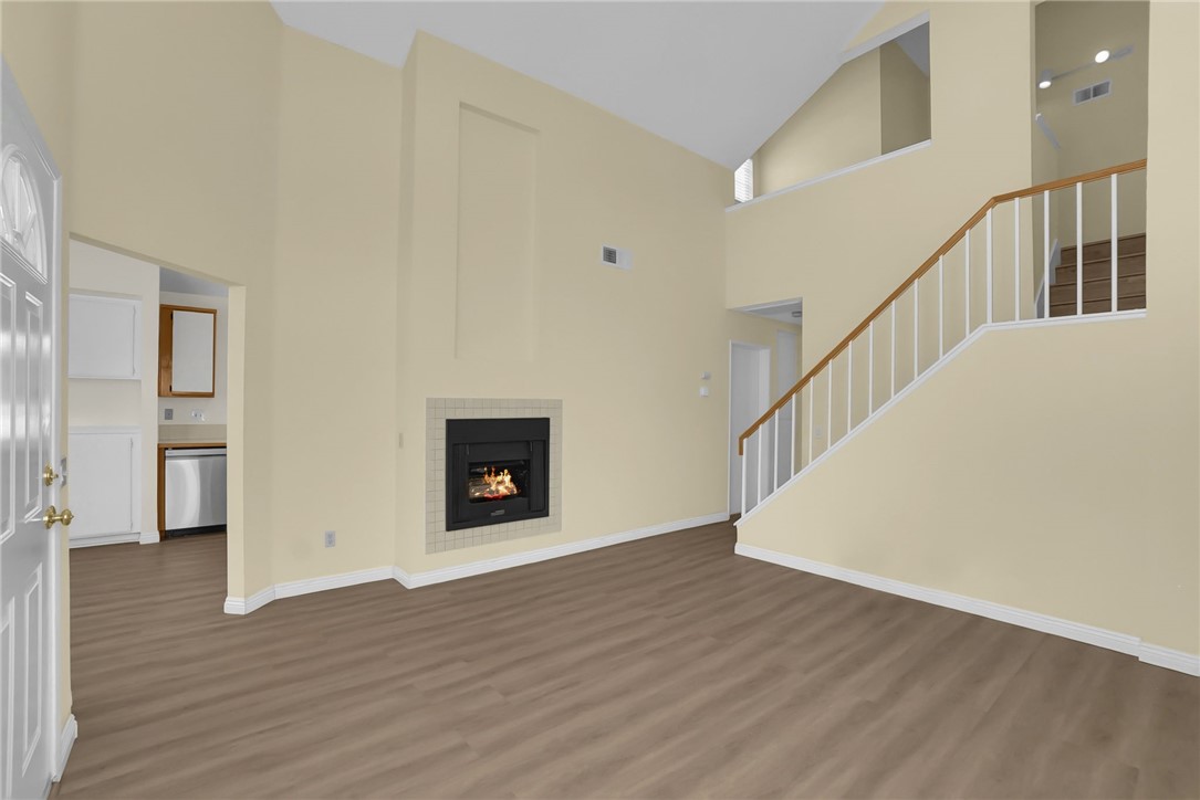 MLS #WS25201554 image #4