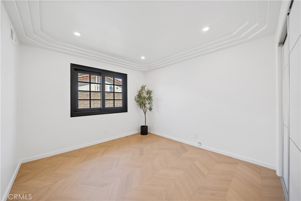 MLS #WS25201818 image #26