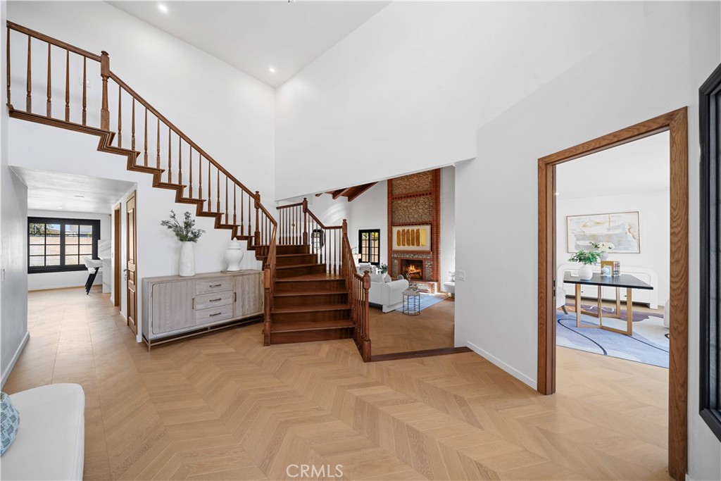 MLS #WS25201818 image #4