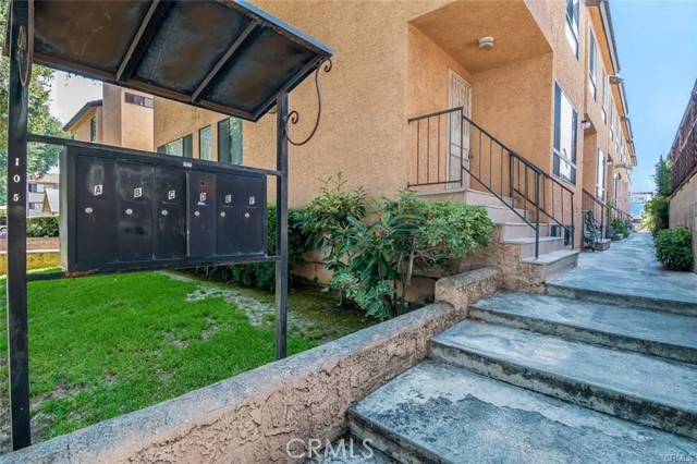 MLS #WS25204362 image #1