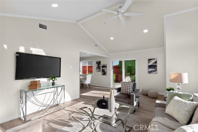 MLS #WS25207515 image #15