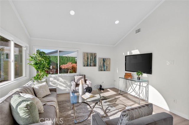 MLS #WS25207515 image #16